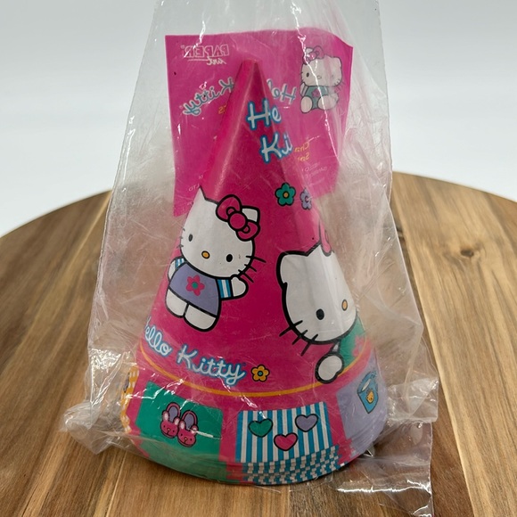 Hello Kitty Other - NIP VTG Hello Kitty Sanrio Paper Birthday Party Hats 1999 DEADSTOCK NOS *READ*